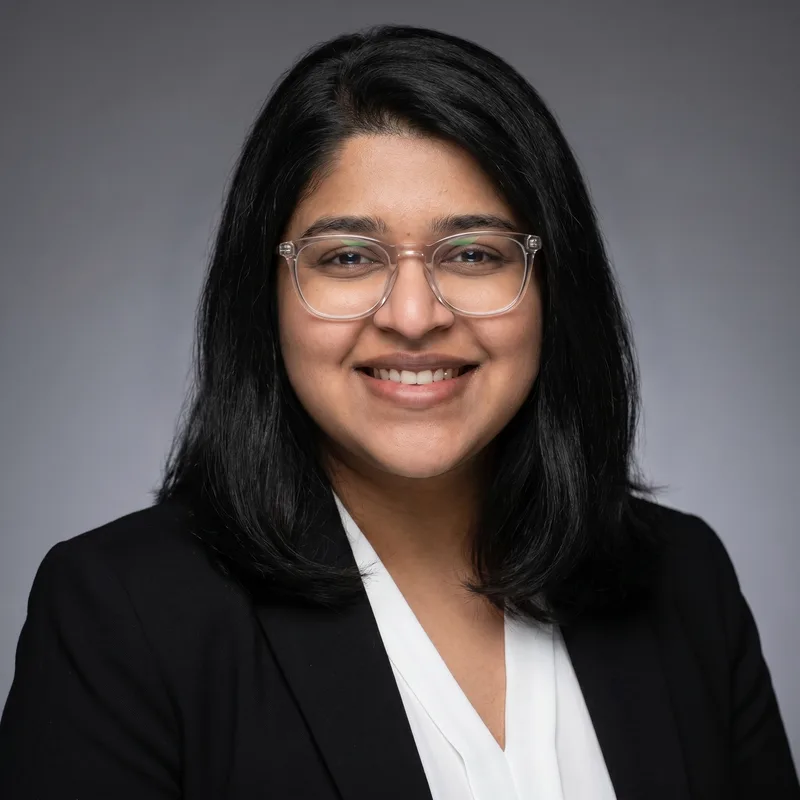Freia Lobo's professional headshot